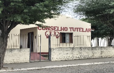 Todo o processo é realizado pelo Conselho Municipal dos Direitos da Criança e do Adolescente (CMDCA)