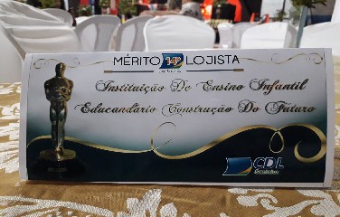 A instituição de ensino que atende do maternal ao fundamental II agradece a comunidade luzense pelo apoio e reconhecimento