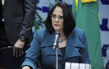 A ministra da Mulher, Família e Direitos Humanos, Damares Alves