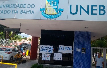 Governo derruba liminar que suspende salários de professores de três universidades estaduais da BA após mais de um mês de greve