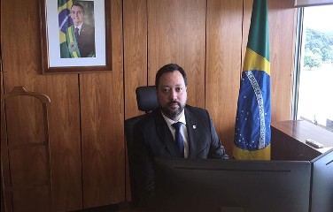 Alexandre Lopes é o 4º ocupante do cargo desde o começo do ano. Órgão é responsável por estatísticas, avaliações e provas, como o Enem.