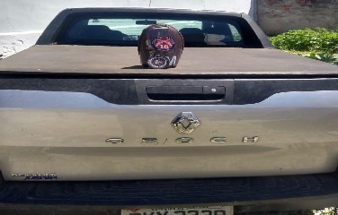 Renault Oroch preto – licença de Feira de Santana (BA)