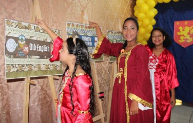 II Amostra da Língua e Cultura Inglesa.