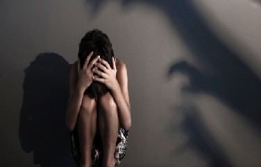 De acordo com a polícia, suspeito já havia sido detido em abril deste ano por atirar contra mãe das meninas.