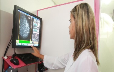 Mortalidade por câncer de mama no Brasil fica abaixo da média mundial