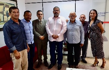 Vereadores de Santaluz na sede do TJ-BA