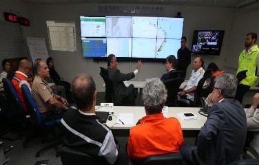 "Objetivo é saber se há alguma solução técnica de limpeza, além da limpeza manual que já está acontecendo", disse Rui Costa