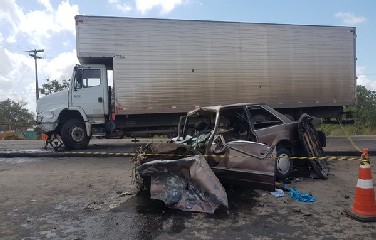 Acidente ocorreu na manhã segunda-feira, na BR-116, trecho de Santo Estevão