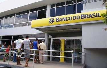 No dia 31 (terça-feira), as instituições financeiras não abrem para atendimento.
