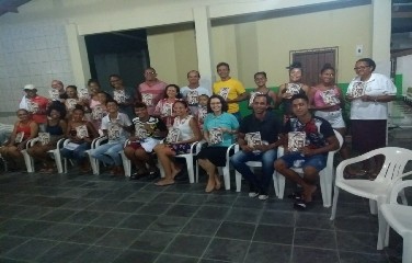 Projeto Literatura de Cordel: uma Arte de trazer vida para a memória será encerrado com lançamento de livro  O livro A Arte de poetizar trazendo vida para a memória reúne mais de 50 escritores de Santa Luz ou naturalizados santaluzenses. 