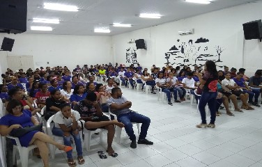 O objetivo da atividade foi de promover a reflexão sobre as dificuldades de ser mulher numa sociedade patriarcal