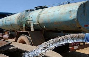 O documento aponta que a iniciativa envolve cerca de 7.000 veículos, que levam água para 79 mil pontos de abastecimento e cisternas coletivas.