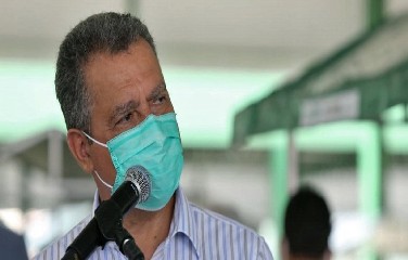 Governador afirmou que deseja autorizar retomada das aulas em breve