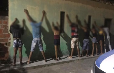 Bar é fechado em Santaluz