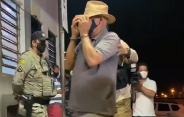 Polícia prende duas pessoas por ajudarem na fuga de Lázaro Barbosa