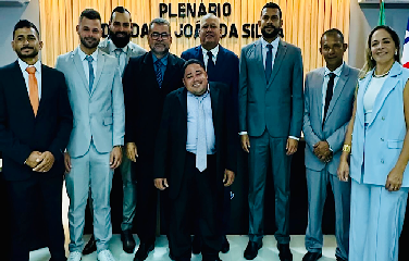 Ao centro da foto, Dhon do ACM, eleito presidente. 