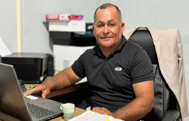 Vereador Edinho da Lagoa dos Bois recebeu a nossa reportagem em seu gabinete.