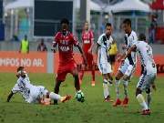 O clube baiano sobe para a 10ª posição, com 42 pontos.