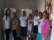 Visita de representantes do Instituto Consulado da Mulher, ação social da marca Consul.