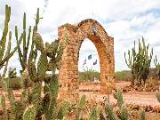 Pórtico de entrada do Parque Estadual de Canudos