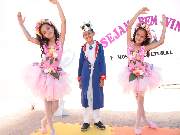 Alunos do 1º ao 3º ano do maternal, realizaram apresentações em sete subtemas