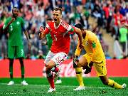 Donos da casa não tiveram dificuldades de vencer os sauditas em Moscou