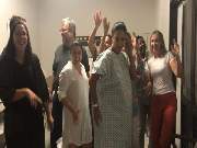 As meninas nasceram por volta das 4h30 deste sábado (10) e têm cerca de 3 kg cada uma. As meninas se chamam Marina e Helena