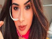 A blogueira teve a luta contra a doença compartilhada nas redes sociais, onde ela publicava mensagens de apoio e contava o dia a dia da recuperação