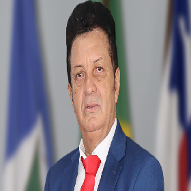 Parlamentar alegou problemas de saúde, mas não detalhou motivo.