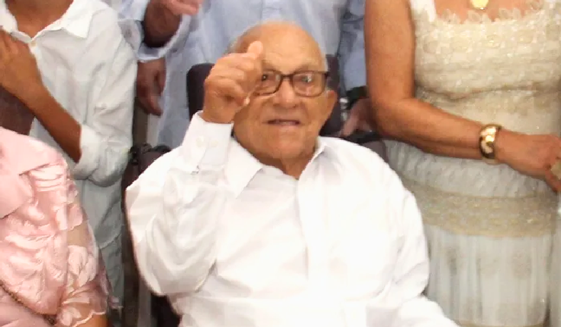 Político, empresário e artista, ele foi prefeito por dois mandatos e teve papel marcante no desenvolvimento da cidade