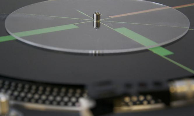 sound-artist-haroon-mirza-launches-oooo-exhibition-at-the-lisson-gallery