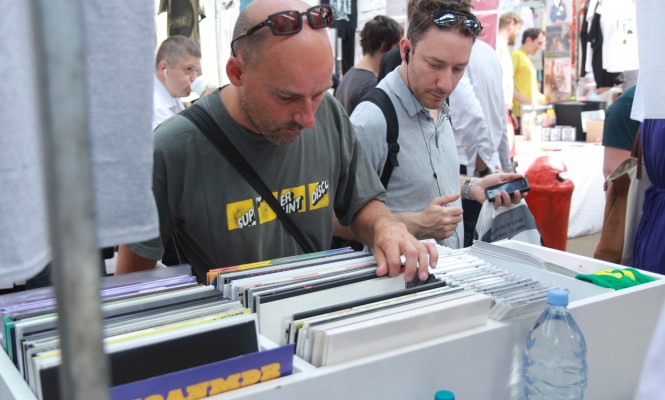 mid-term-report-vinyl-sales-up-33-5-across-the-board