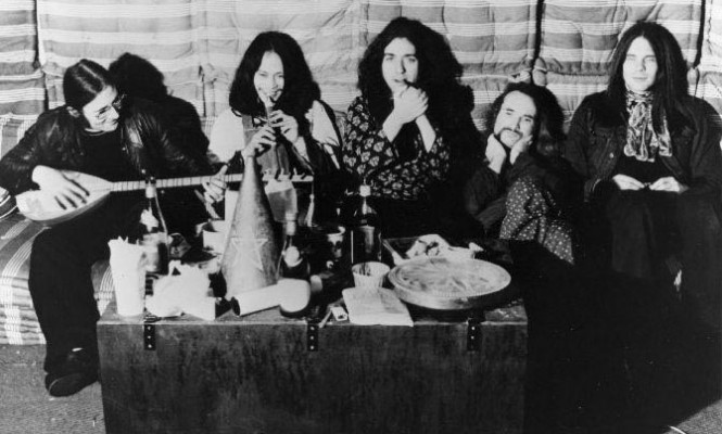 14-can-albums-to-be-collected-on-vinyl-in-extensive-reissue-box-set