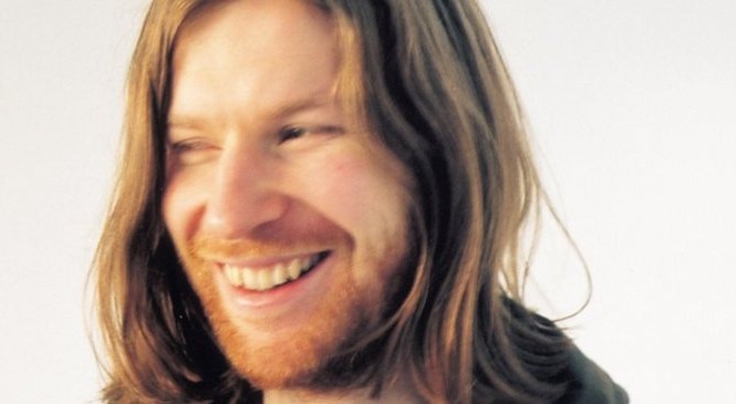 an-alleged-test-pressing-of-aphex-twins-unreleased-caustic-window-album-is-on-discogs-for-13500