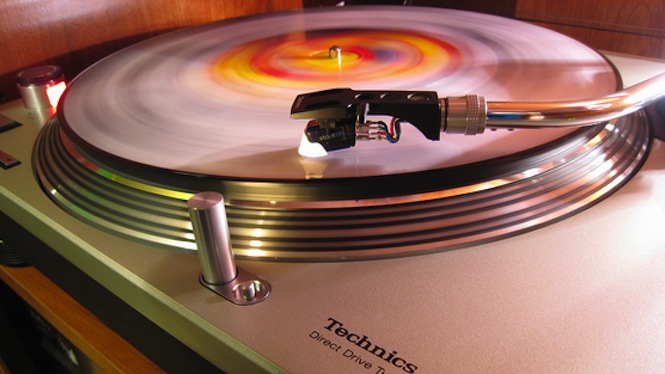 petition-launched-to-reintroduce-technics-turntables