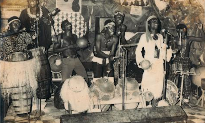 top-10-highlife-songs-the-records-that-hide-them-with-mogadisco