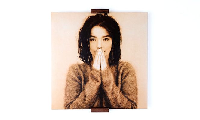 wall-display-vinyl-now-playing