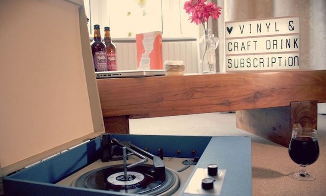 vinyl-craft-beer-subscription-service