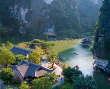 Paisajes kársticos de Trang An