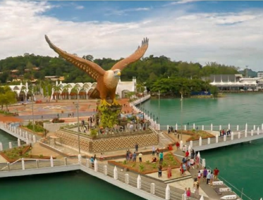 Plaza del Águila - Langkawi