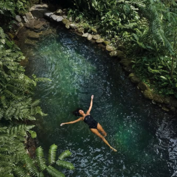  Mañana libre para perderse entre los arrozales o disfrutar del resort.
