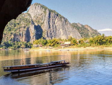 Crucero por el Mekong y cuevas Pak Ou