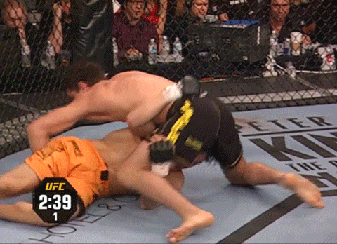 Nick Diaz fa un be No Show agli open workout: Consoliamoci con un po' di GIF animate 6