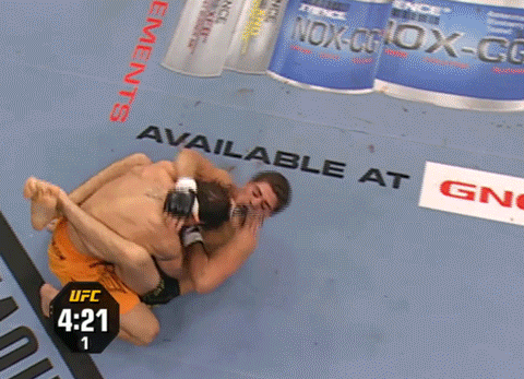 Nick Diaz fa un be No Show agli open workout: Consoliamoci con un po' di GIF animate 1