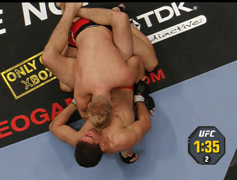 Nick Diaz fa un be No Show agli open workout: Consoliamoci con un po' di GIF animate 8