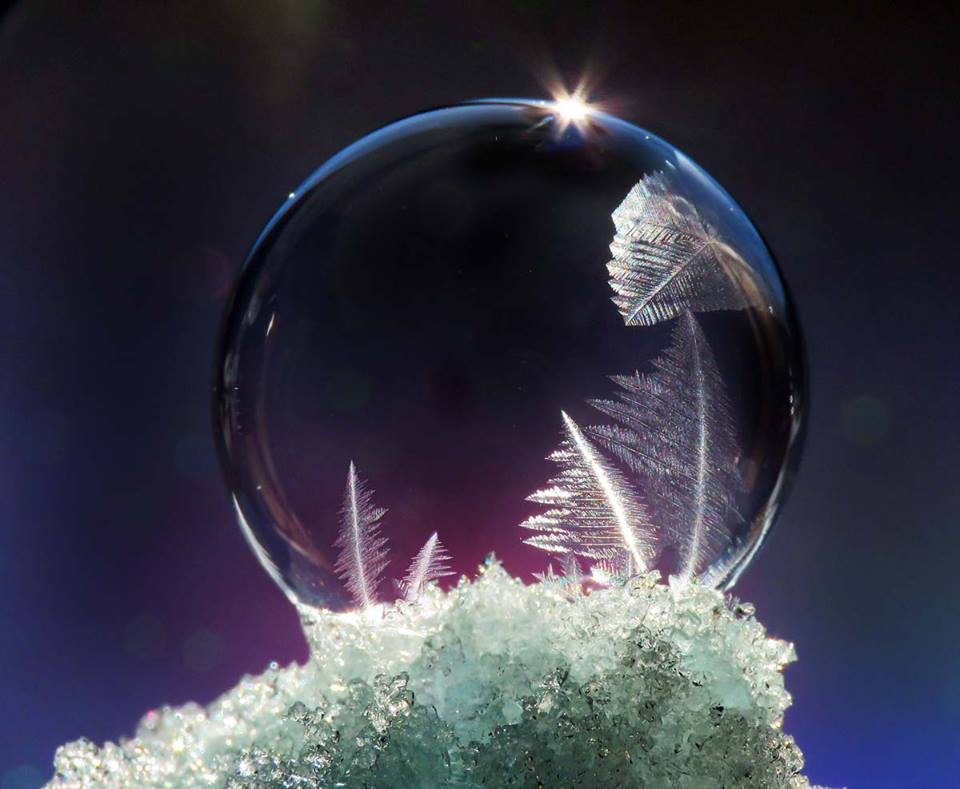 Frozen Soap Bubbles Look Like Nature's Crystal Snow Globes Creators