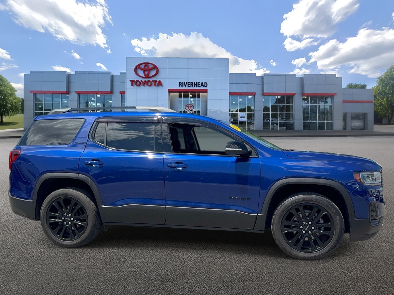 Used 2023 GMC Acadia SUV
