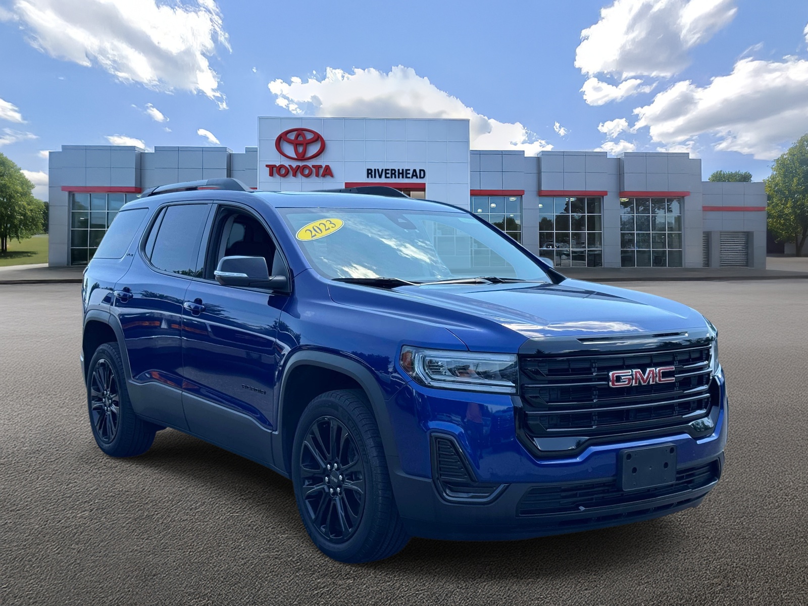 Used 2023 GMC Acadia SUV
