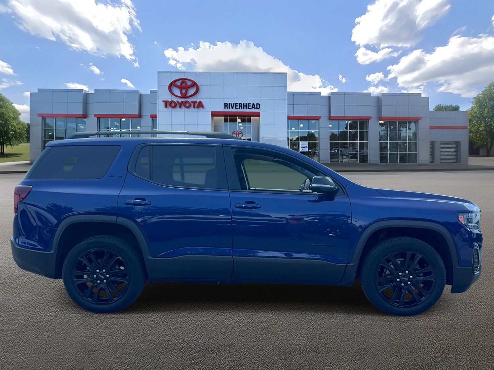 Used 2023 GMC Acadia SUV