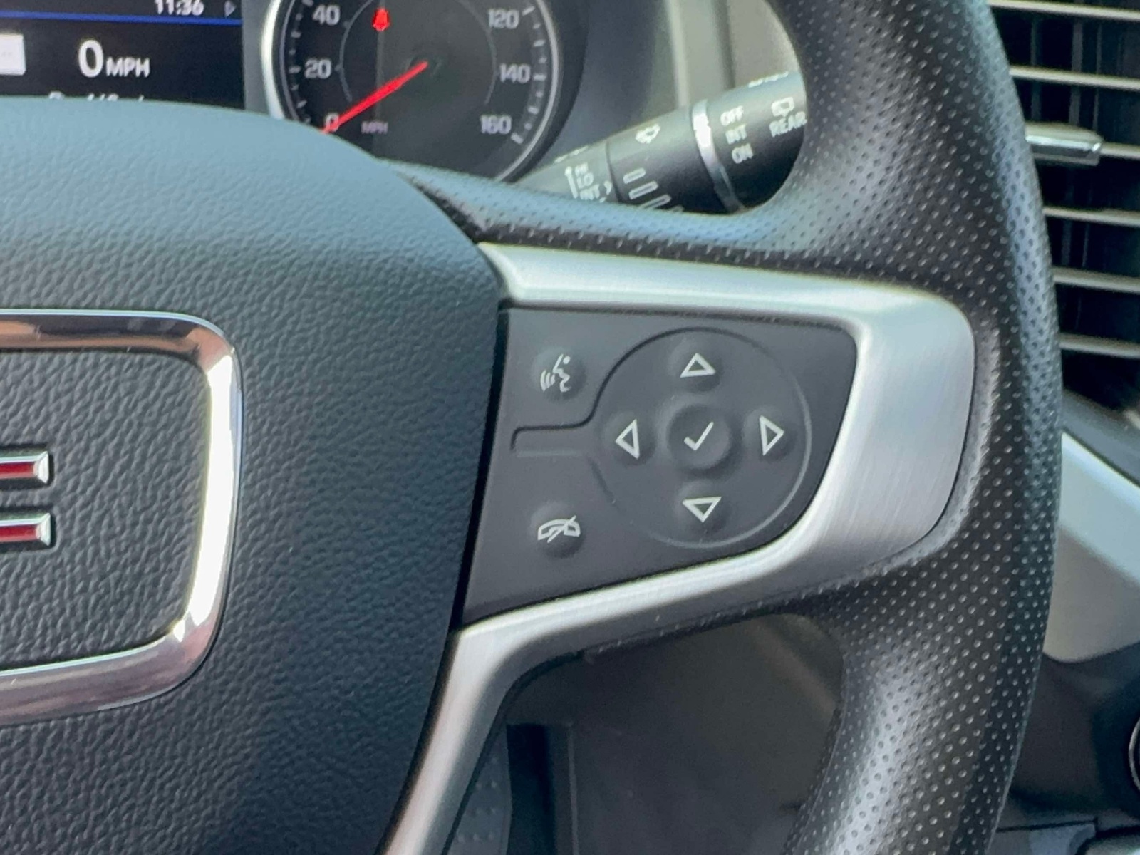 Used 2023 GMC Acadia SUV